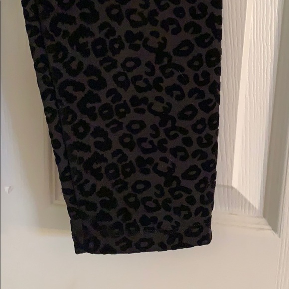 5/$35 💥 Forever Elastic Waist  Leopard Pants - Picture 3 of 7